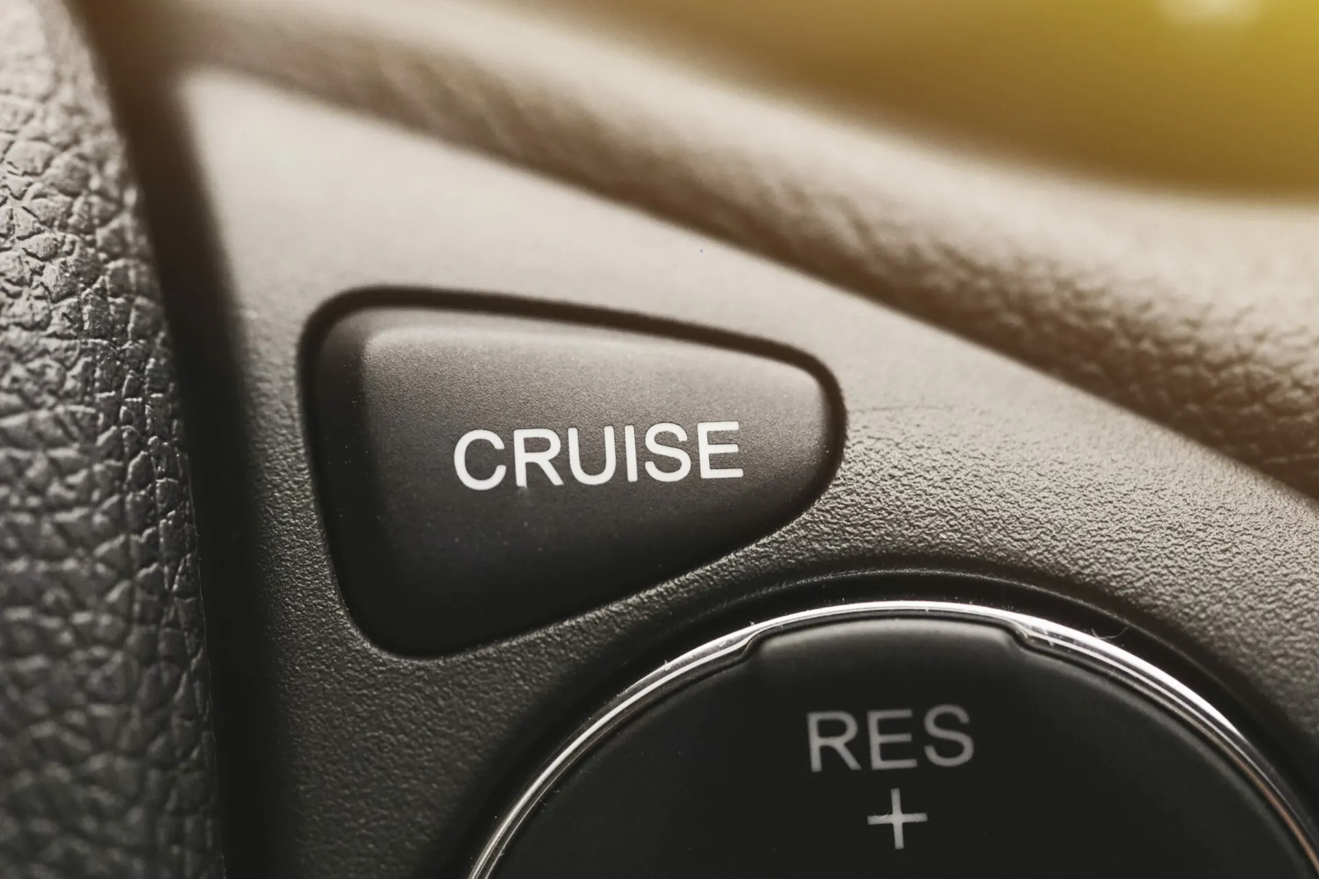 معنی cruise در ماشین