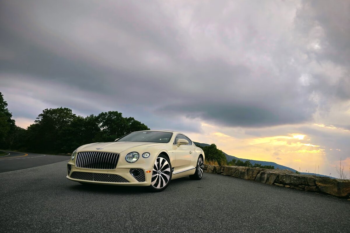 بنتلی Continental GT Azure