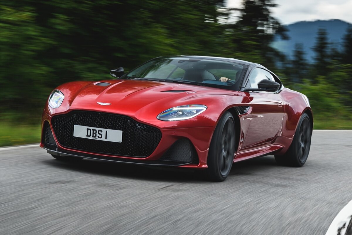 استون مارتین DBS SUPERLEGGERA
