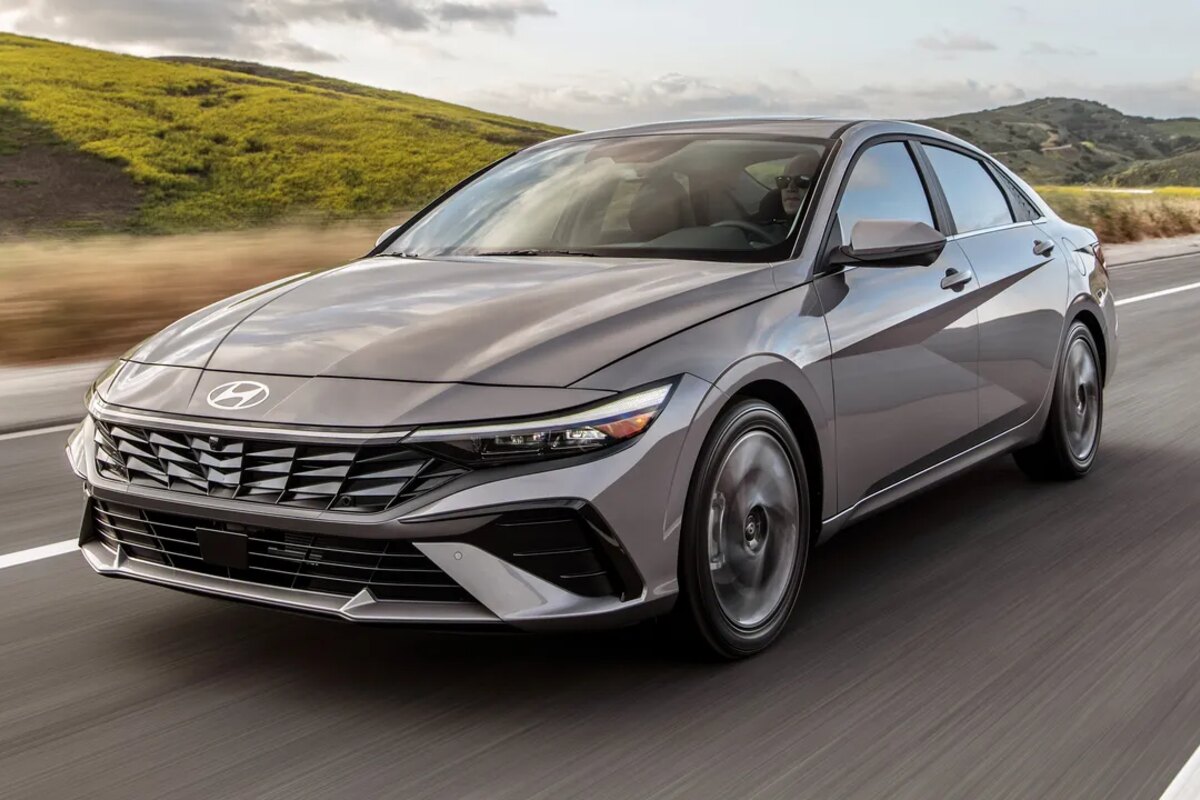 هیوندای Elantra