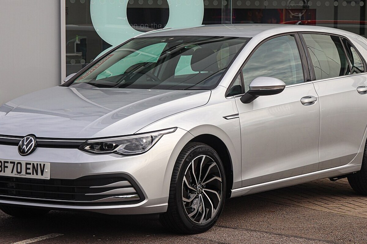 فولکس واگن Golf R