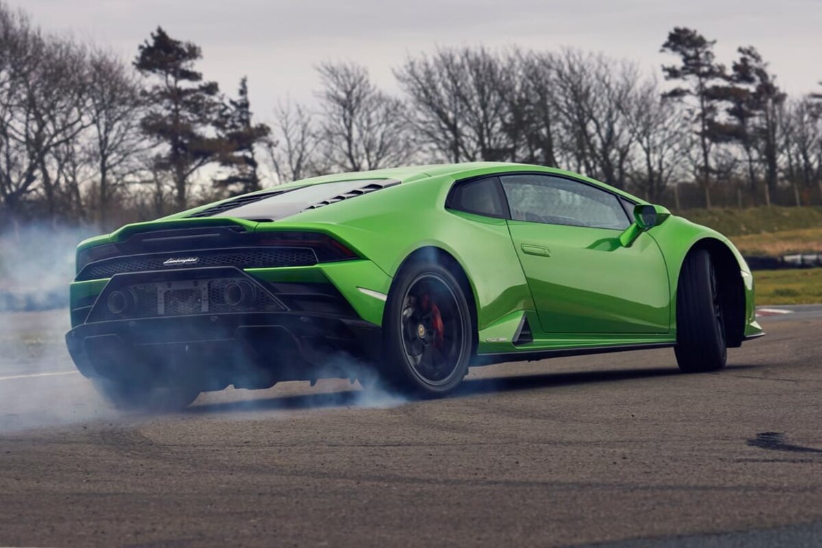 لامبورگینی HURACAN EVO RWD