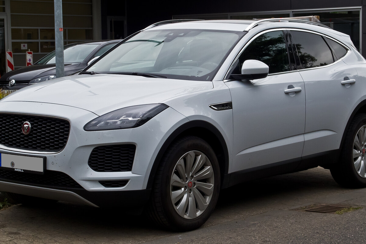 جگوار Jaguar E-PACE R-Dynamic