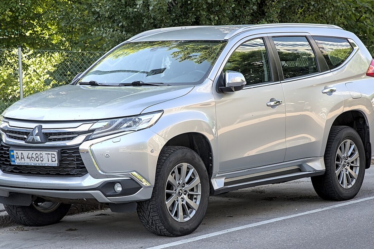 میتسوبیشی Pajero Sport