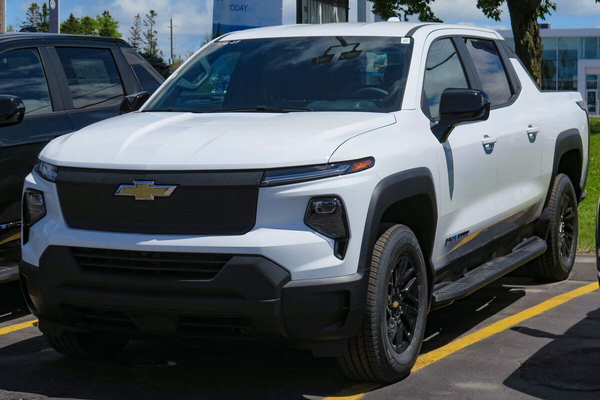 جی ام سی Sierra EV Denali