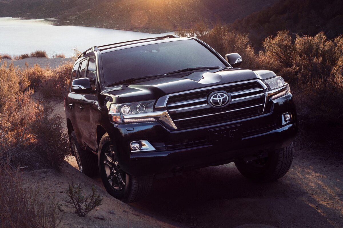 تویوتا TOYOTA LAND CRUISER