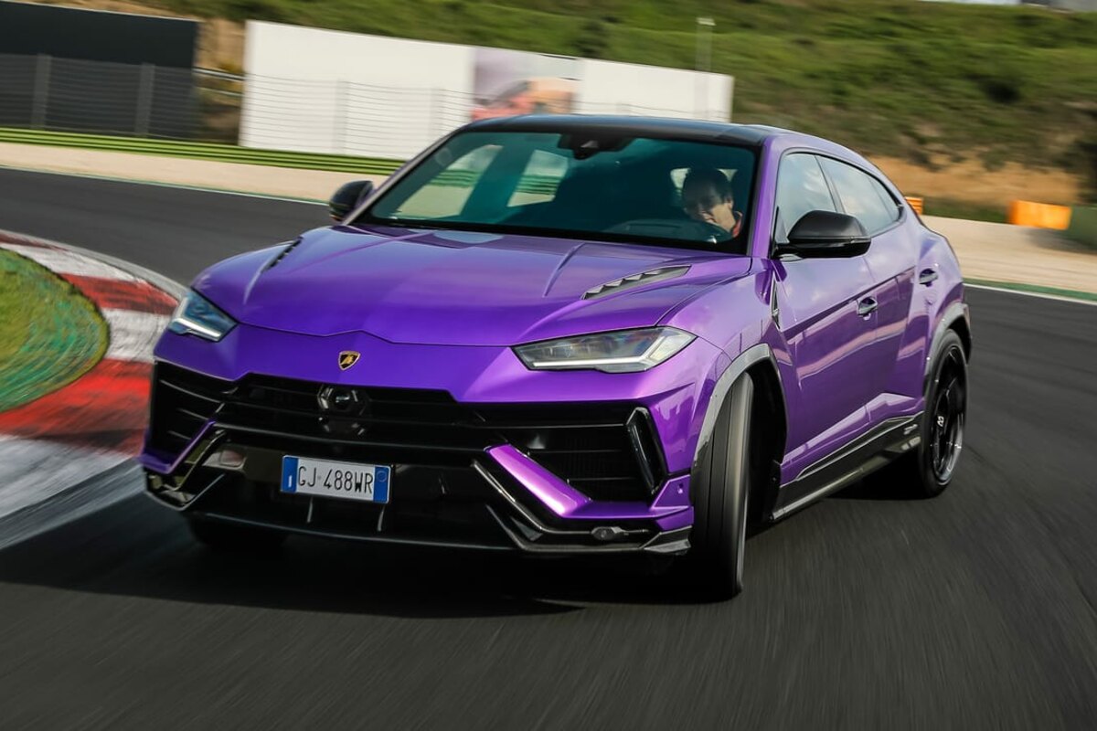 لامبورگینی URUS PERFORMANTE