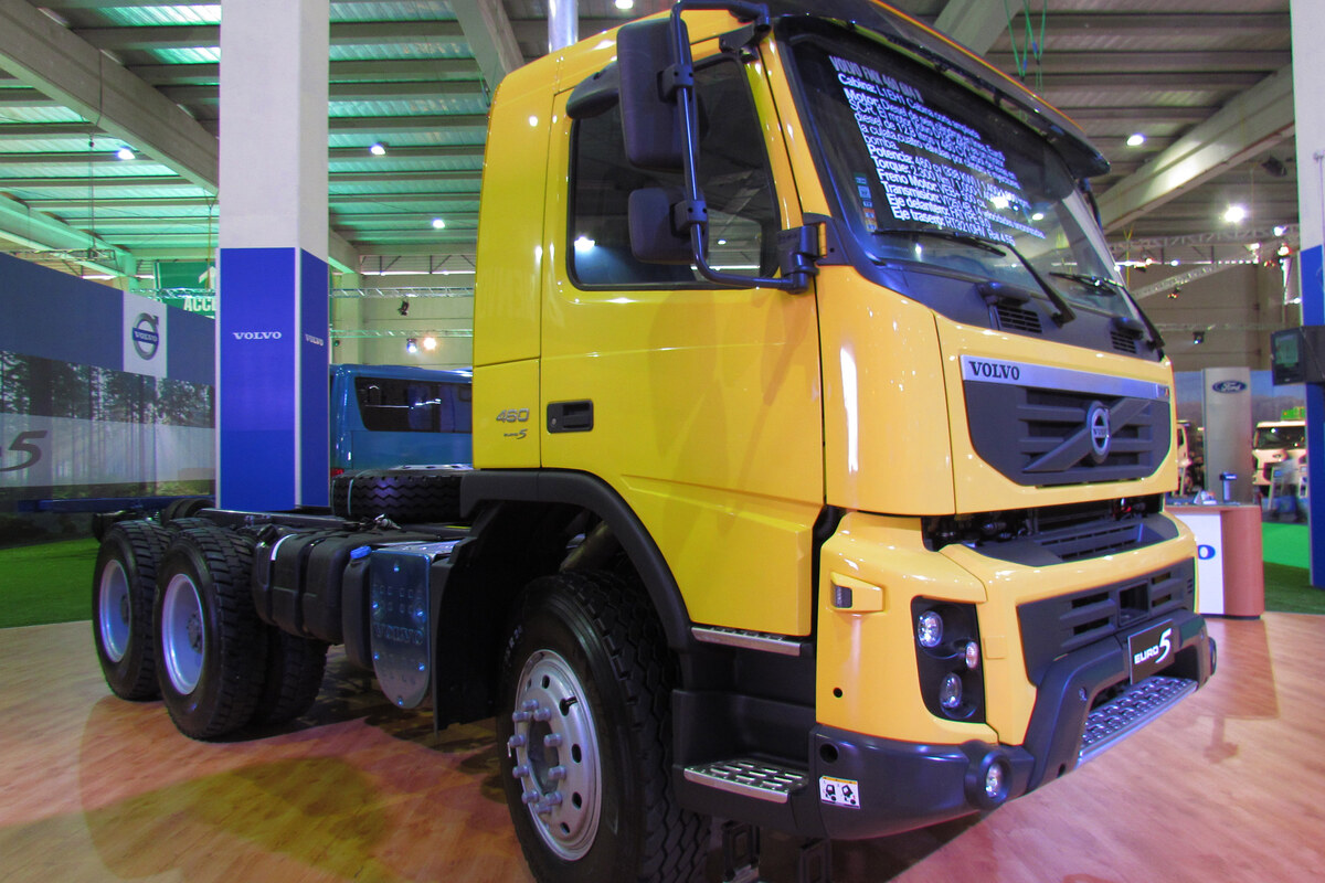 ولوو Volvo FMX
