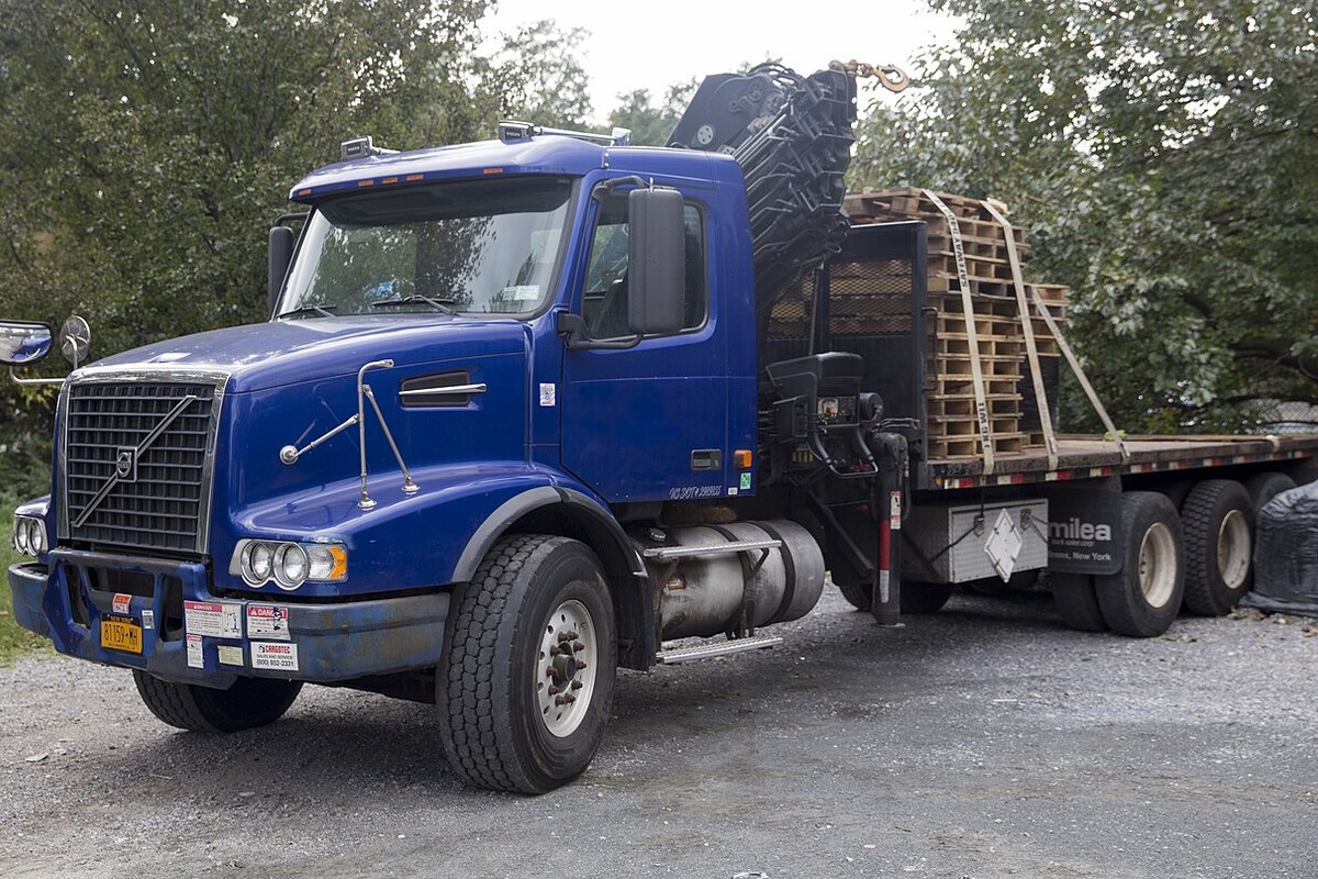 ولوو Volvo VHD