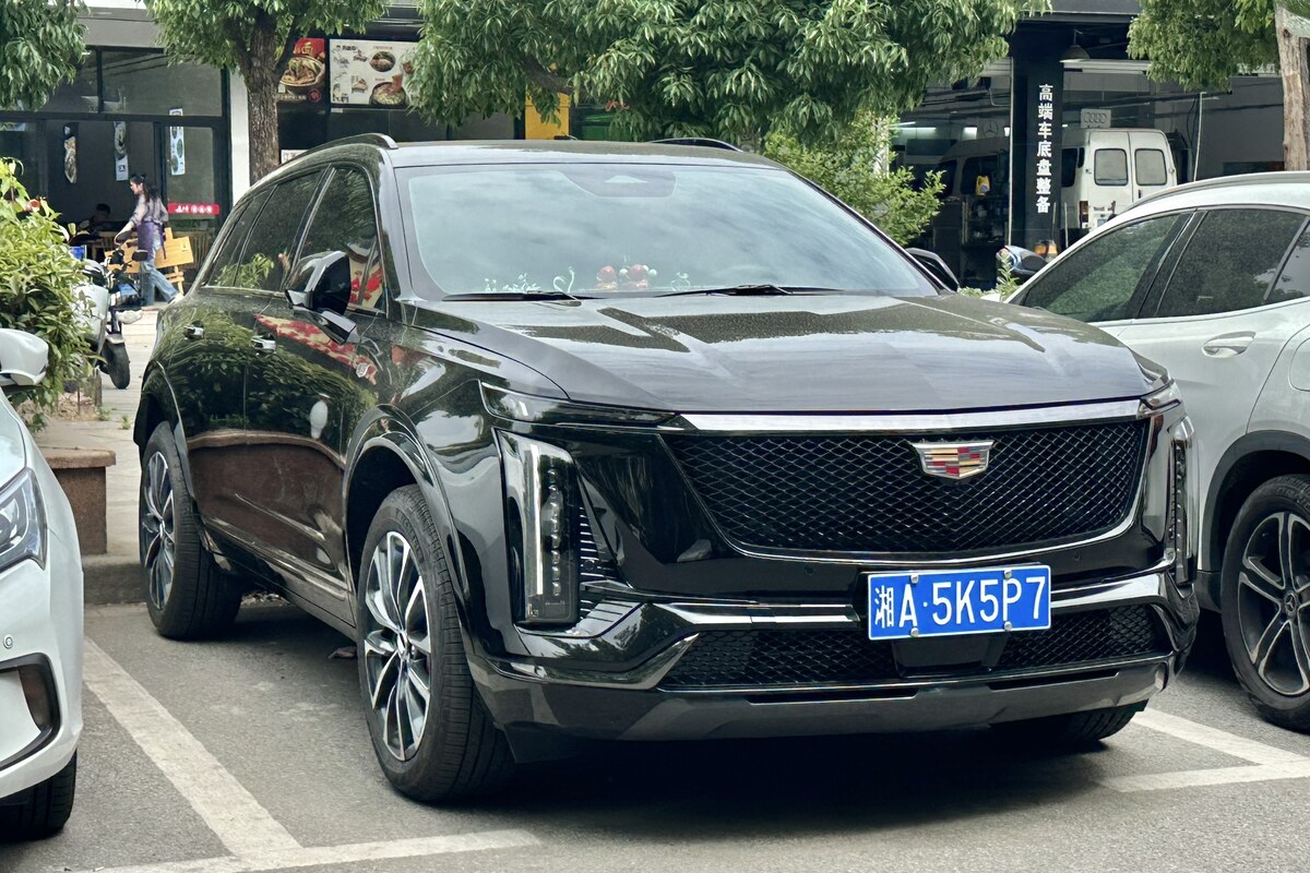 کادیلاک XT5
